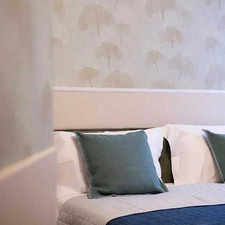 Porta San Felice Relais - & Aparthotel 3*