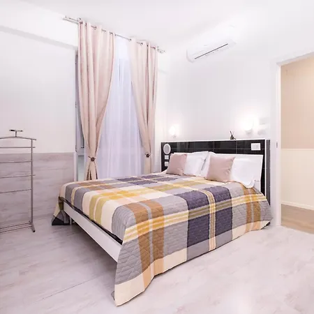 Porta San Felice Relais - & Aparthotel